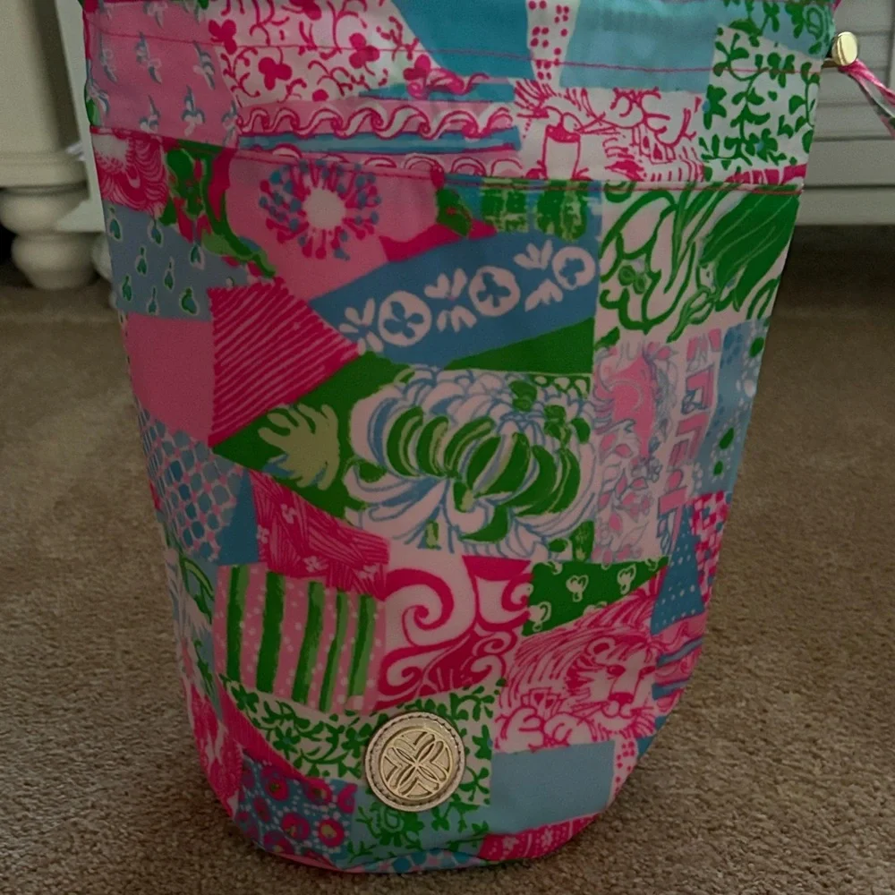 Lilly Pulitzer Multi-Color Crazy Quilt Pouch Plastic Waterproof Pool Bag - Picture 4 of 7